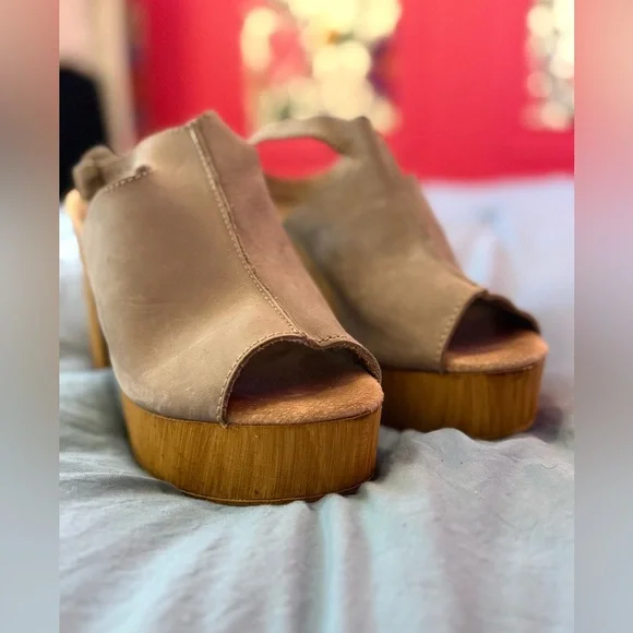 Sbicca Women's Mika Sandal - Picture 7 of 8